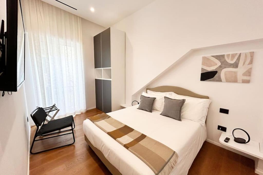Apartment Loft Metro Mergellina - Posizione Strategica Per Visitare *