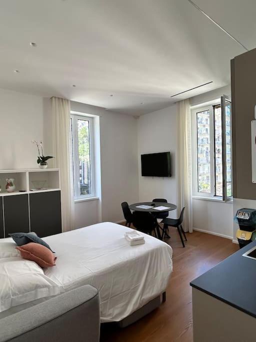 Apartment Loft Metro Mergellina - Posizione Strategica Per Visitare